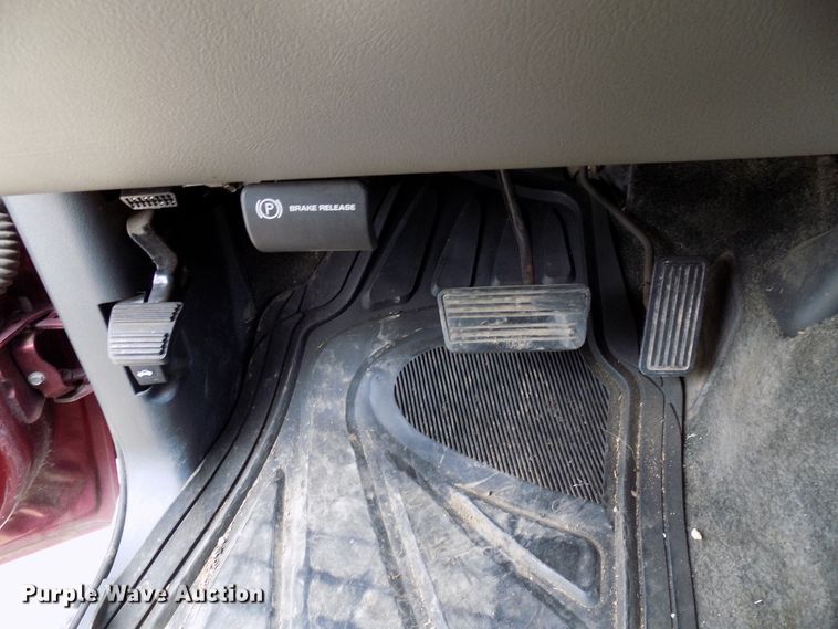 image for item FI9830 2002 Chevrolet Tahoe SUV