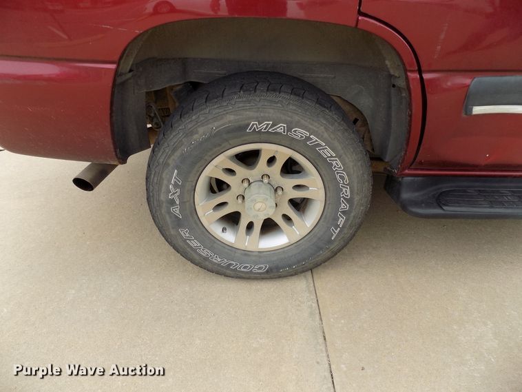 image for item FI9830 2002 Chevrolet Tahoe SUV