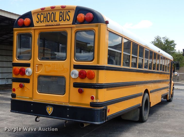 image for item FI9854 2005 International CE300 school bus