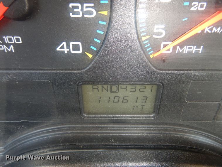 image for item FI9854 2005 International CE300 school bus