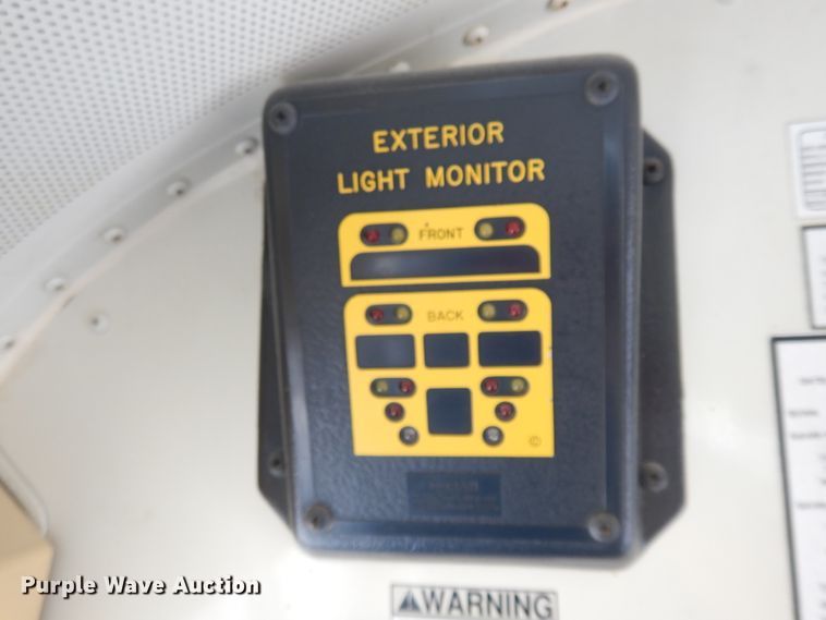 image for item FI9854 2005 International CE300 school bus