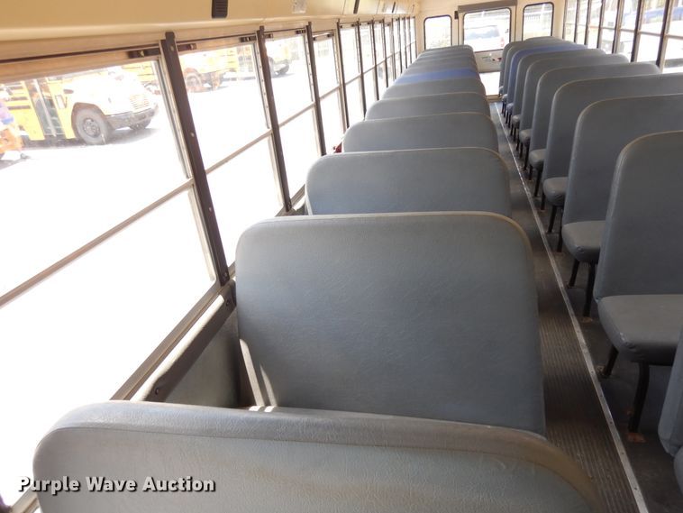 image for item FI9854 2005 International CE300 school bus