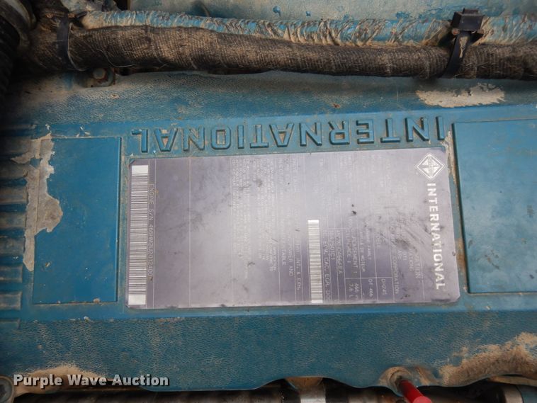 image for item FI9854 2005 International CE300 school bus