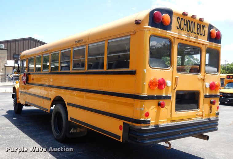 image for item FI9855 1999 International 3800 school bus