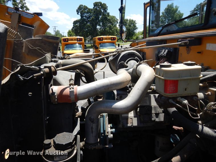 image for item FI9855 1999 International 3800 school bus