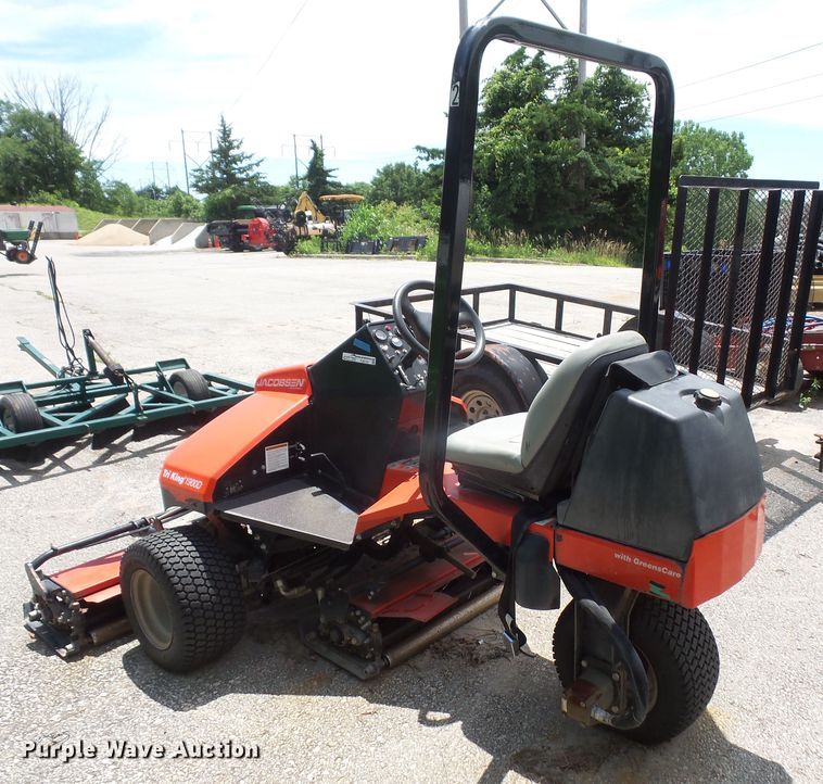 image for item FJ9141 2009 Jacobsen Tri-King 1900D lawn mower