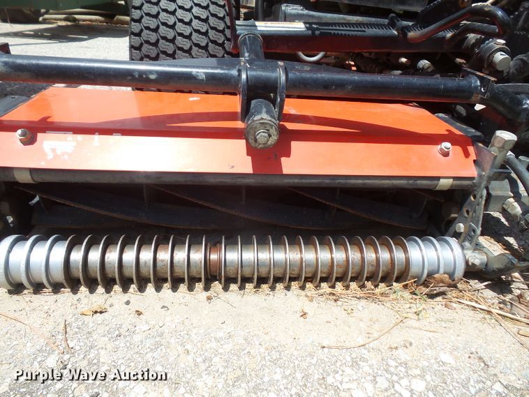 image for item FJ9141 2009 Jacobsen Tri-King 1900D lawn mower