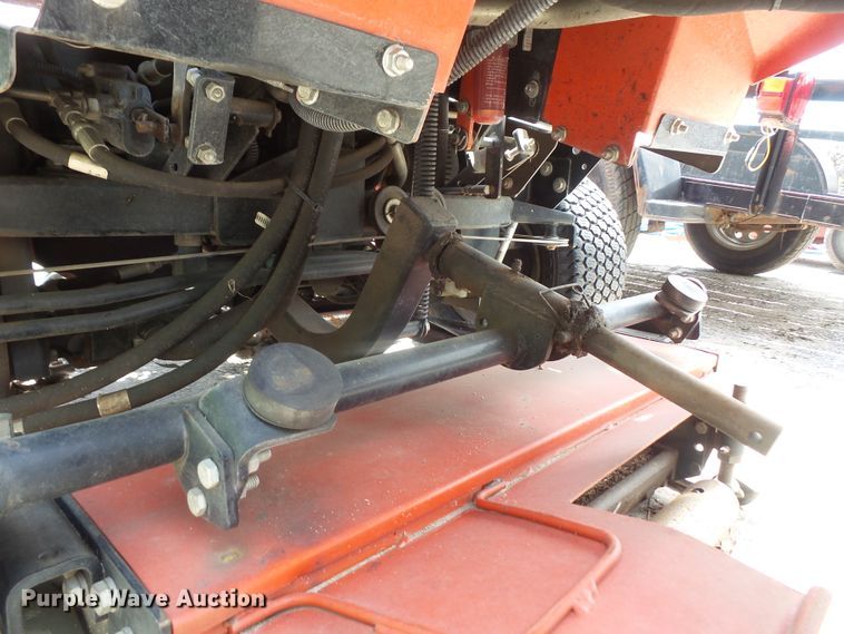 image for item FJ9141 2009 Jacobsen Tri-King 1900D lawn mower