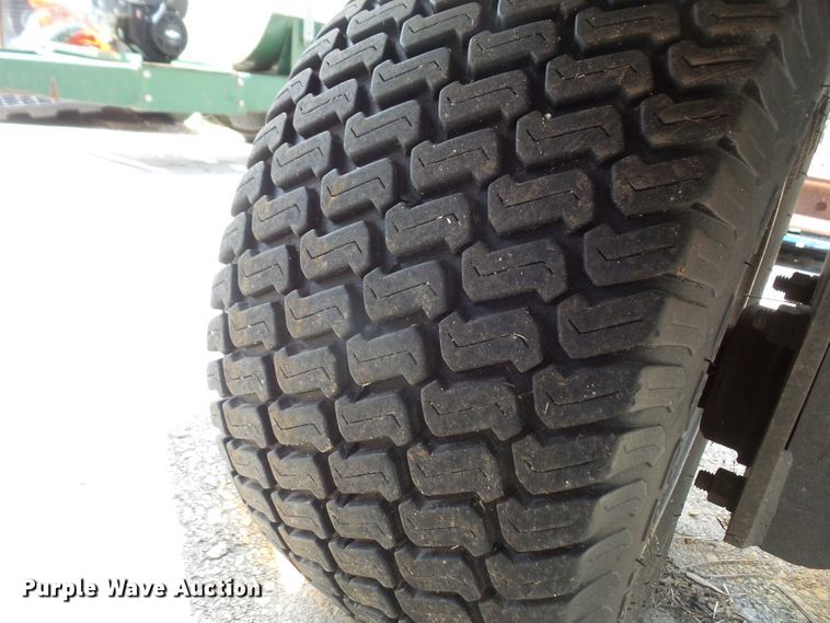 image for item FJ9141 2009 Jacobsen Tri-King 1900D lawn mower