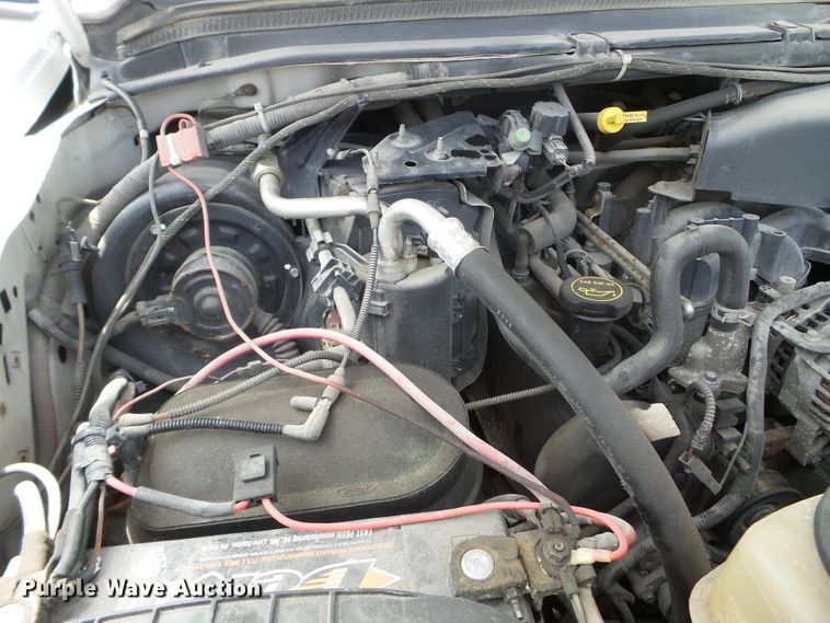 image for item FM9427 2003 Ford F250 Super Duty XL pickup truck