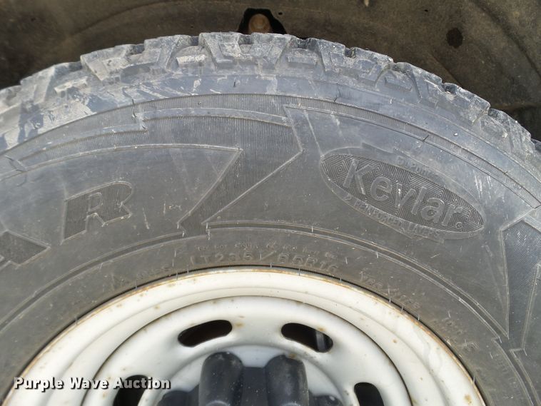 image for item FM9427 2003 Ford F250 Super Duty XL pickup truck