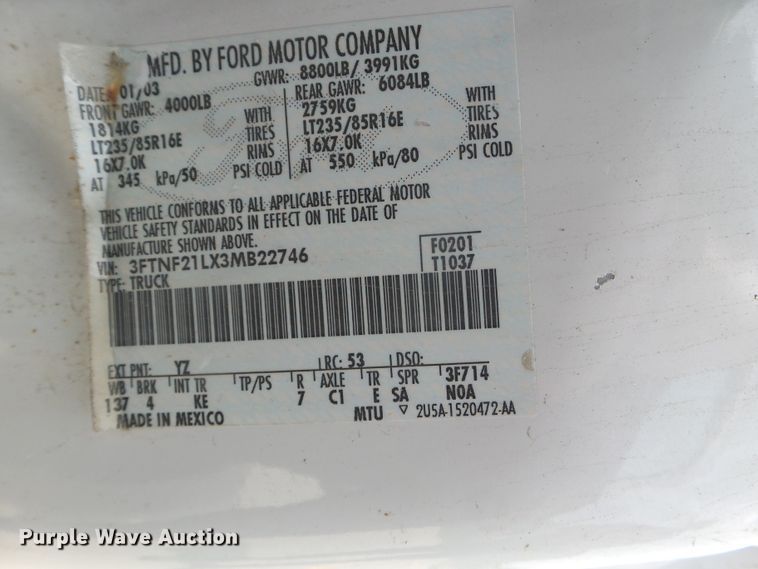 image for item FM9427 2003 Ford F250 Super Duty XL pickup truck