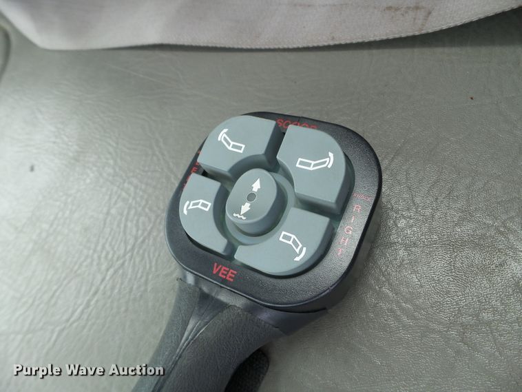 image for item FM9428 2001 Ford F250 Super Duty XL pickup truck