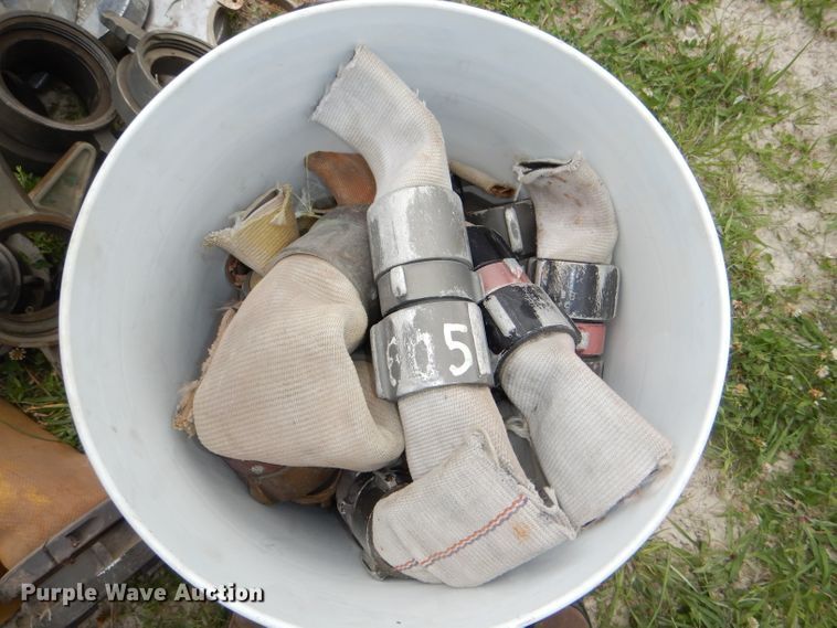 image for item FP9005 Water pump, hose, and connectors