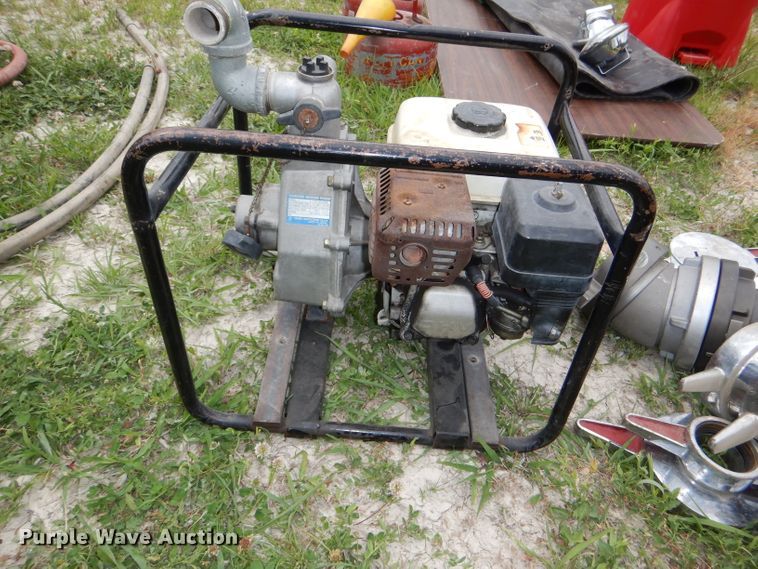 image for item FP9005 Water pump, hose, and connectors