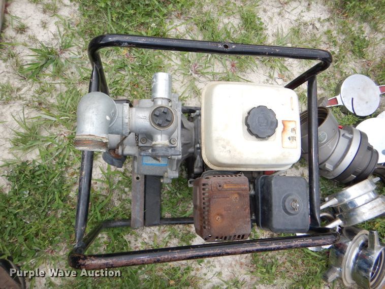 image for item FP9005 Water pump, hose, and connectors