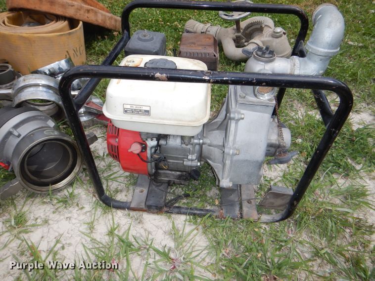 image for item FP9005 Water pump, hose, and connectors