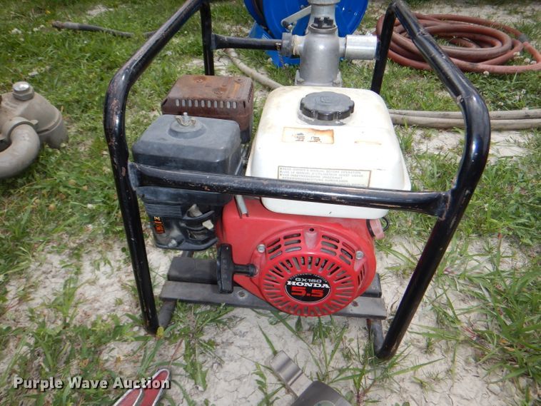 image for item FP9005 Water pump, hose, and connectors