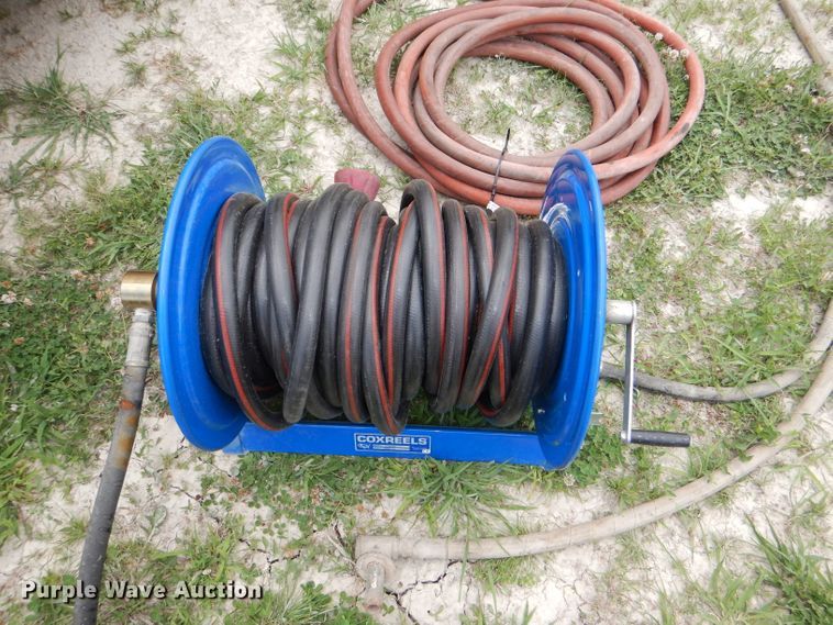 image for item FP9007 Coxreels 117-5-175 hose reel