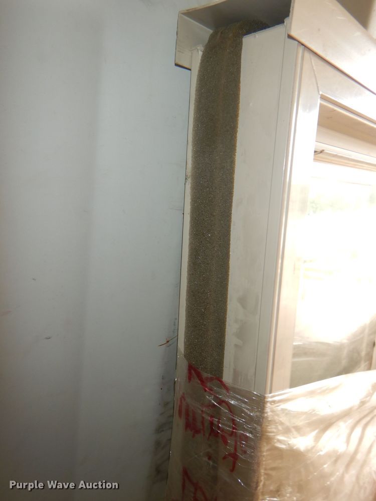 image for item FP9009 Quaker window