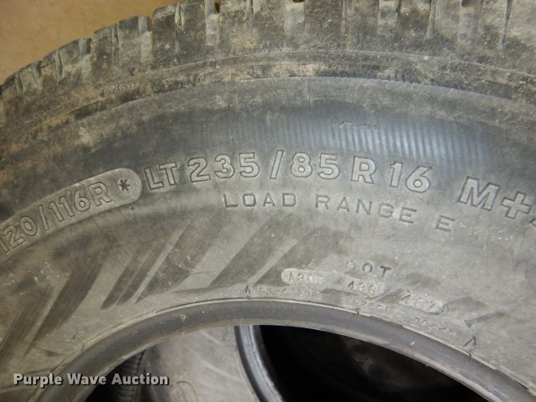 image for item FP9019 (4) General 235/85R16 tires