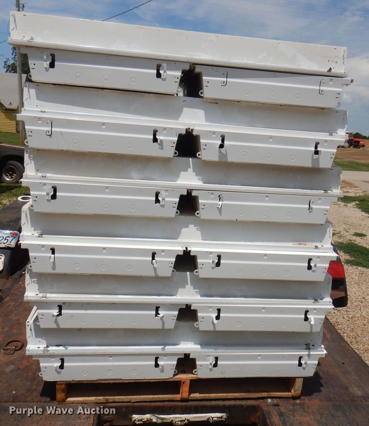 image for item FP9028 (24) light fixtures