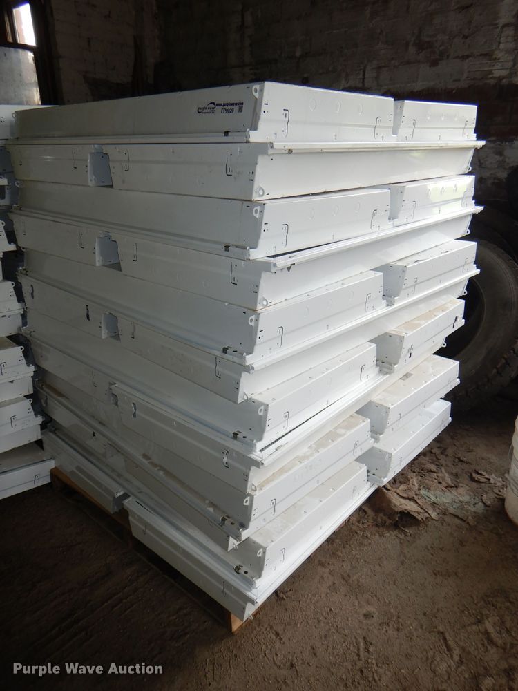 image for item FP9030 (24) light fixtures