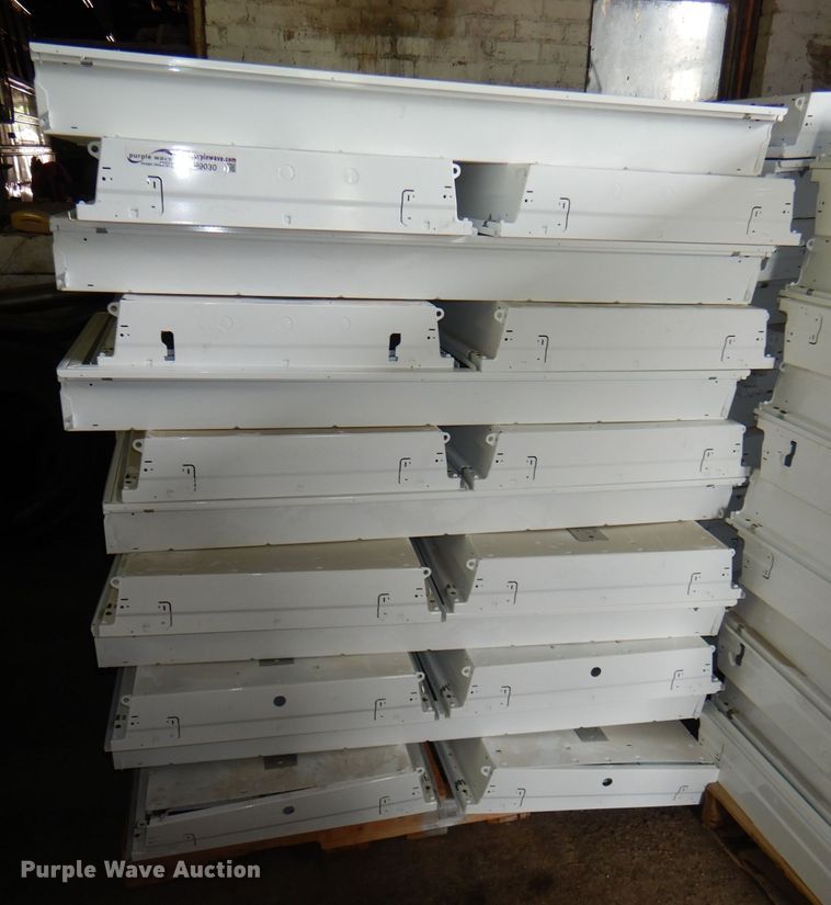 image for item FP9031 (24) light fixtures