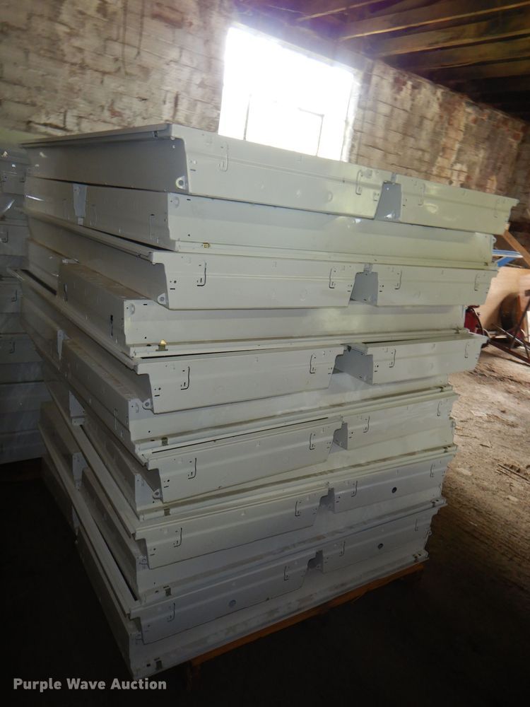 image for item FP9031 (24) light fixtures