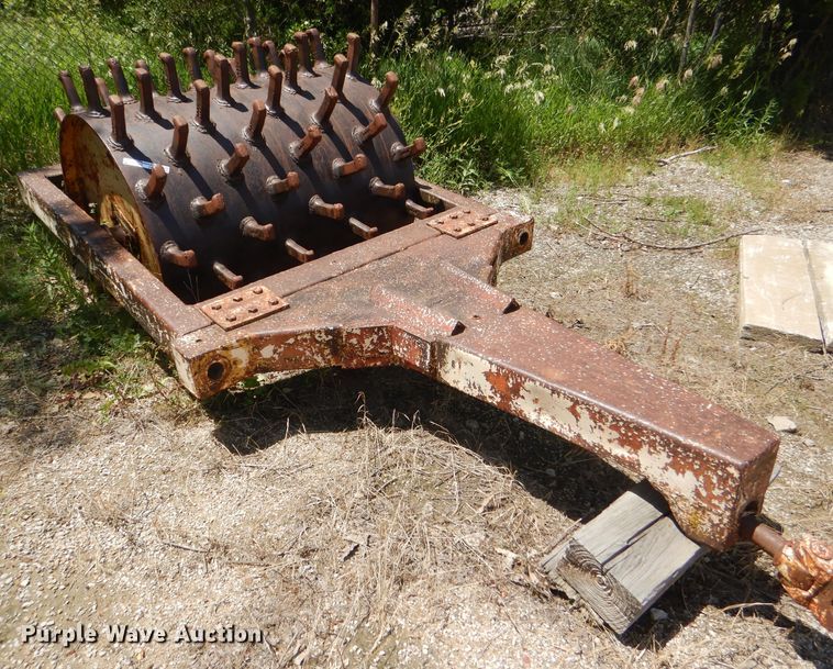 Sheepsfoot roller in Horton, KS Item FQ9953 sold Purple Wave