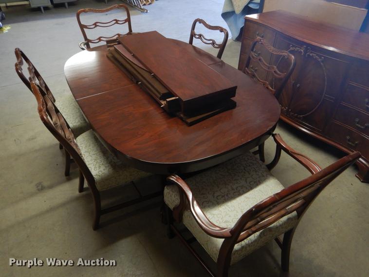 image for item FT9565 Dining room set