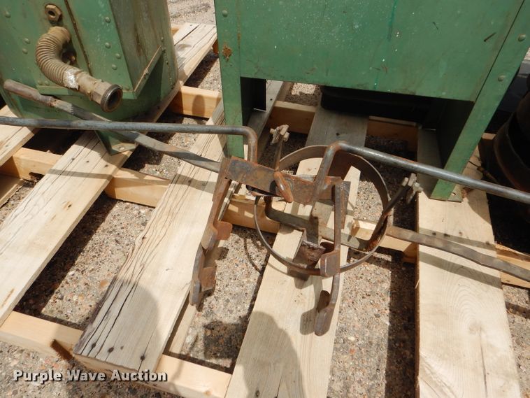 image for item FT9641 Johnson F-900 foundry