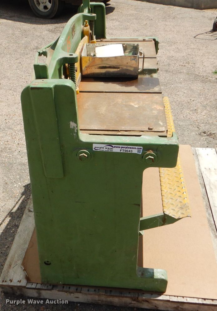 image for item FT9643 Pexto 137-L shear