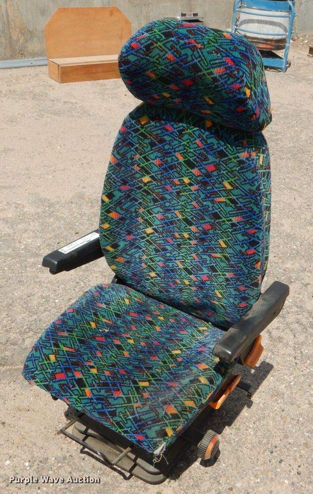 image for item FT9644 ISRI driver's bus seat
