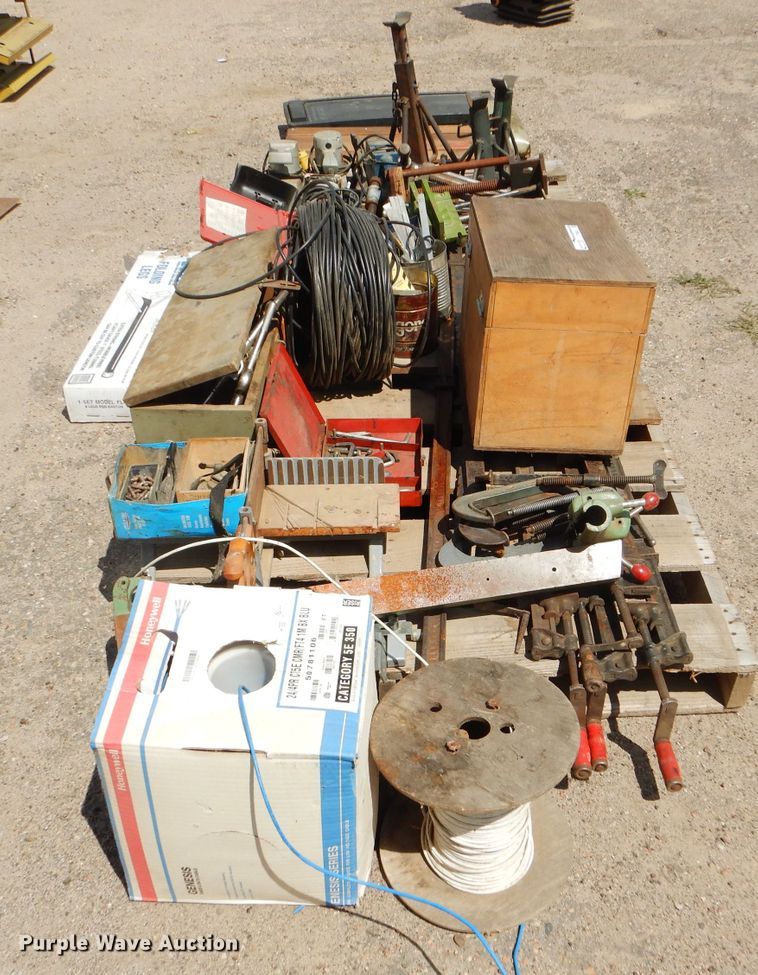 image for item FT9645 Tools