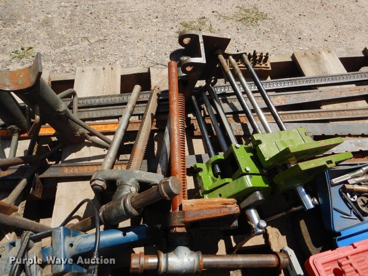 image for item FT9645 Tools