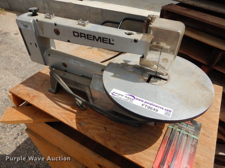 Dremel 1671 scroll saw in Syracuse, KS Item FT9649 sold Purple Wave