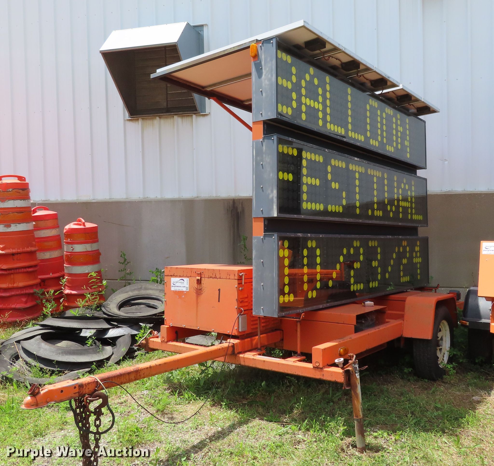 1997 American Signal Co. message board trailer in Kansas City, KS