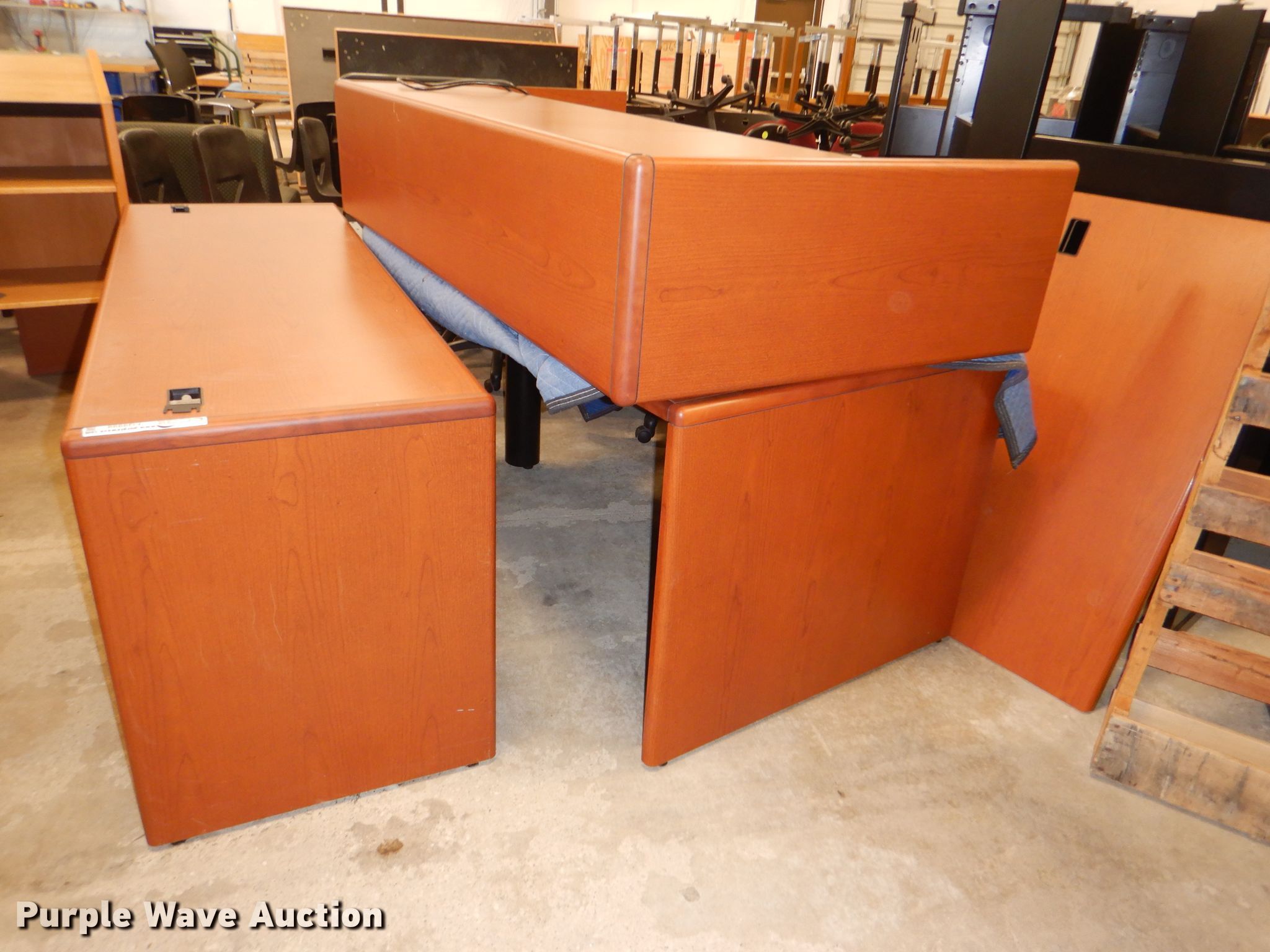 Office furniture in Lawrence, KS Item FQ9999 sold Purple Wave