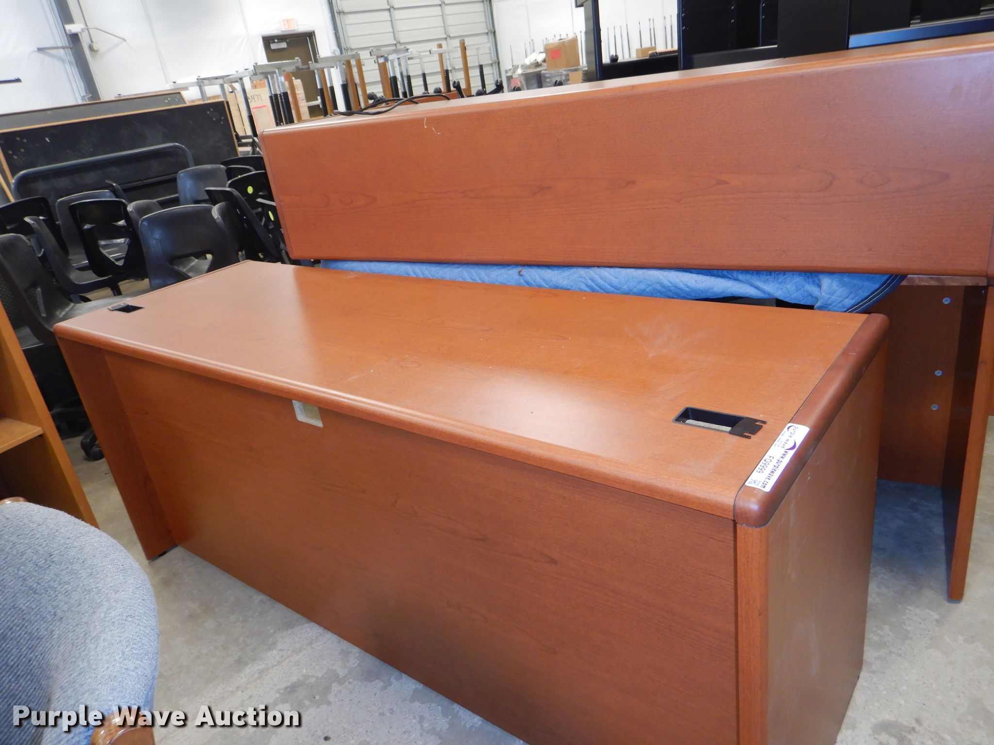 Office furniture in Lawrence, KS Item FQ9999 sold Purple Wave