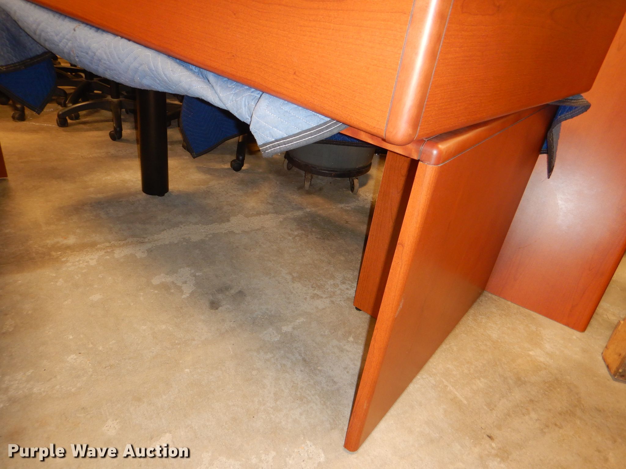 Office furniture in Lawrence, KS Item FQ9999 sold Purple Wave