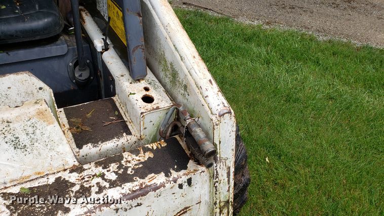 image for item AN9435 1986 Bobcat 843 skid steer