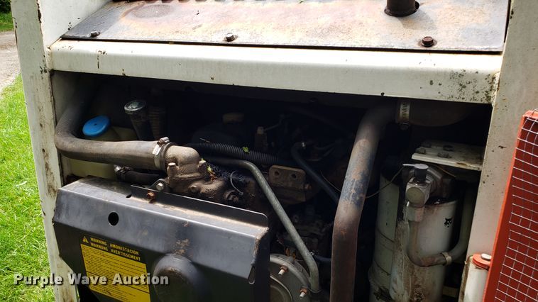 image for item AN9435 1986 Bobcat 843 skid steer