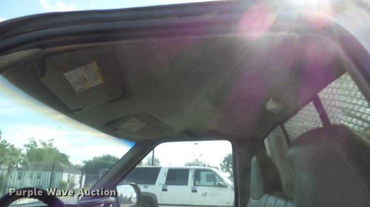 image for item BL9033 2001 Chevrolet S10 pickup truck