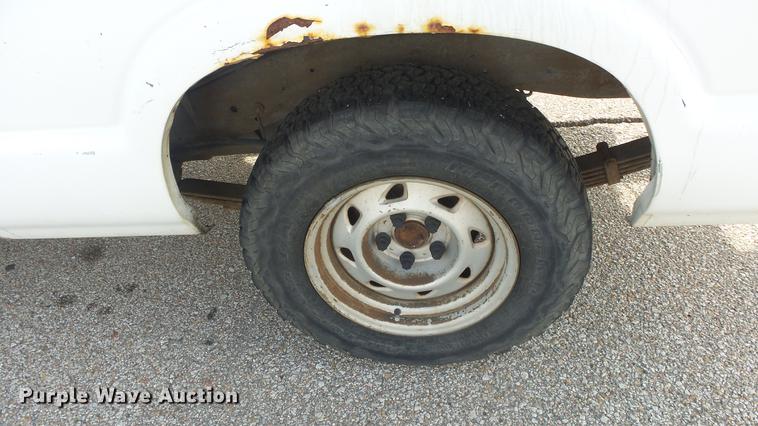 image for item BL9033 2001 Chevrolet S10 pickup truck