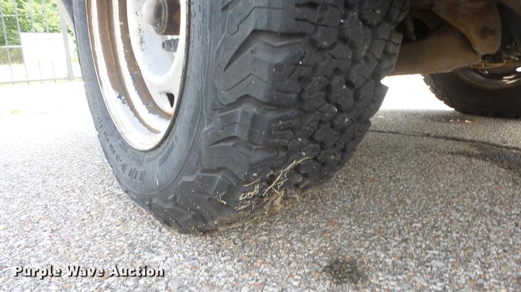 image for item BL9033 2001 Chevrolet S10 pickup truck