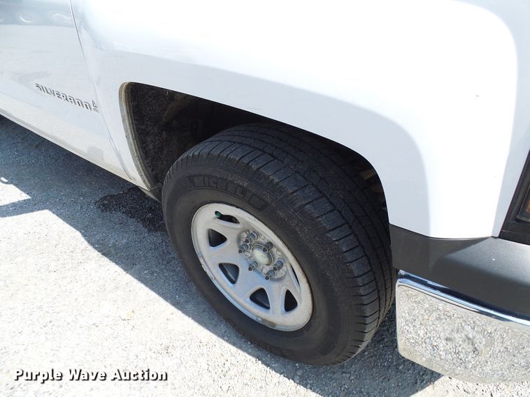 image for item DB2208 2014 Chevrolet Silverado 1500 Crew Cab pickup truck