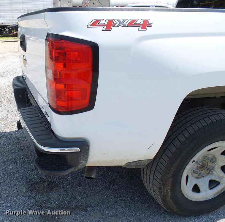 image for item DB2208 2014 Chevrolet Silverado 1500 Crew Cab pickup truck