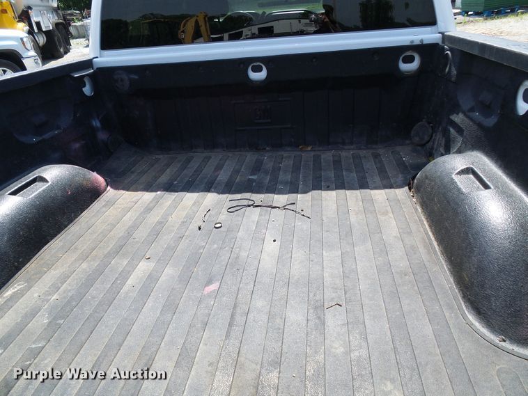 image for item DB2208 2014 Chevrolet Silverado 1500 Crew Cab pickup truck