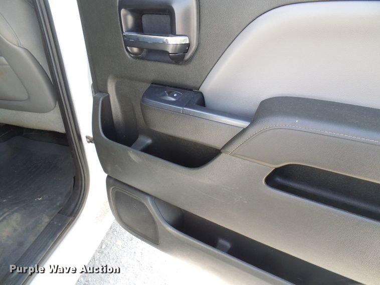 image for item DB2208 2014 Chevrolet Silverado 1500 Crew Cab pickup truck